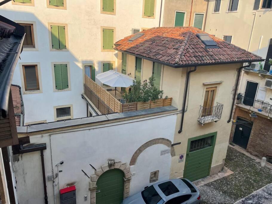 Black Mirror Verona Eksteriør bilde